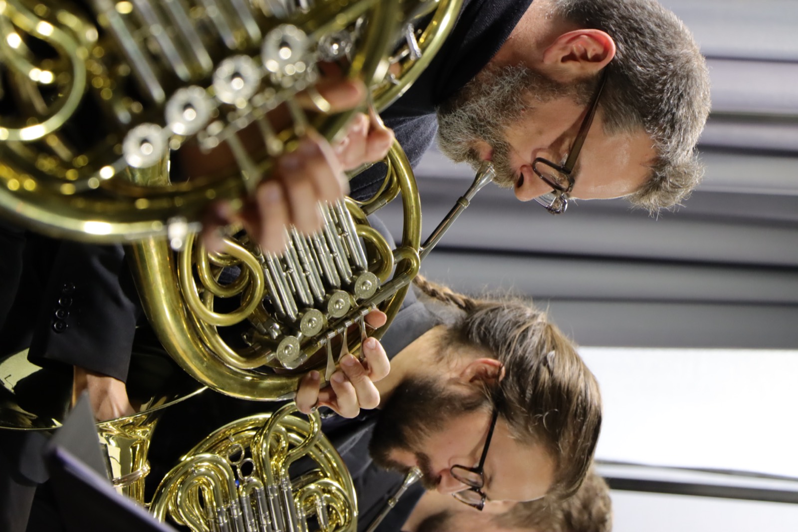 Les cordes de l Orchestre Symphonique Erato en concert